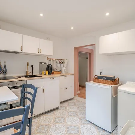 Rosa Apartament